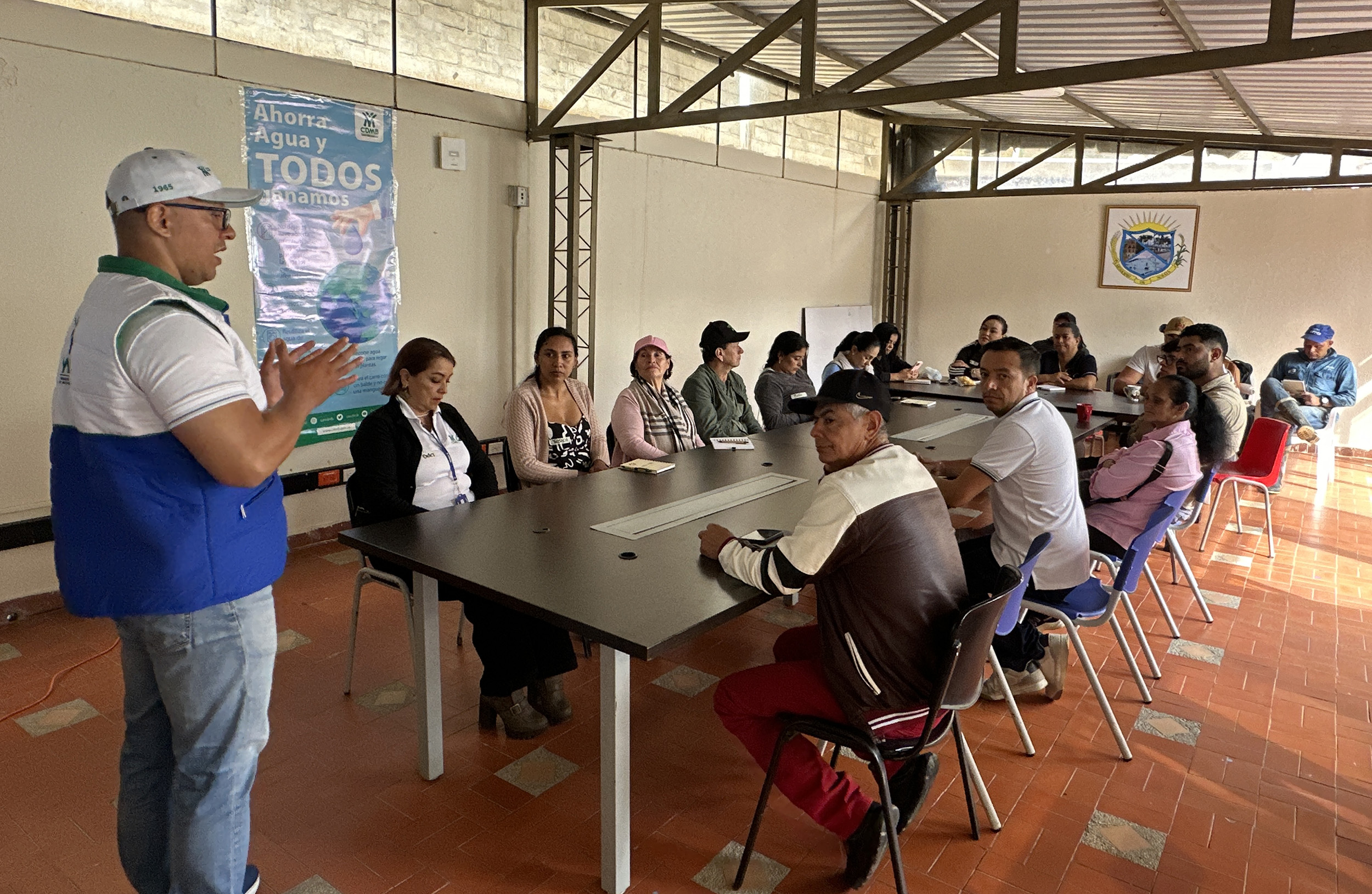 CDMB llevó a Suratá estrategia para convertir ideas comunitarias en proyectos de impacto